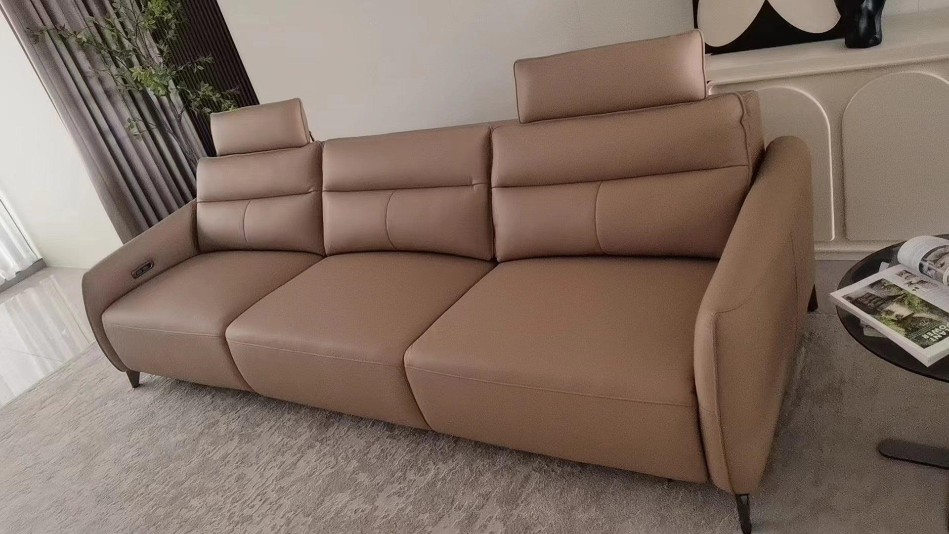 Foster Sofa 電動梳化床 - Unica Interior