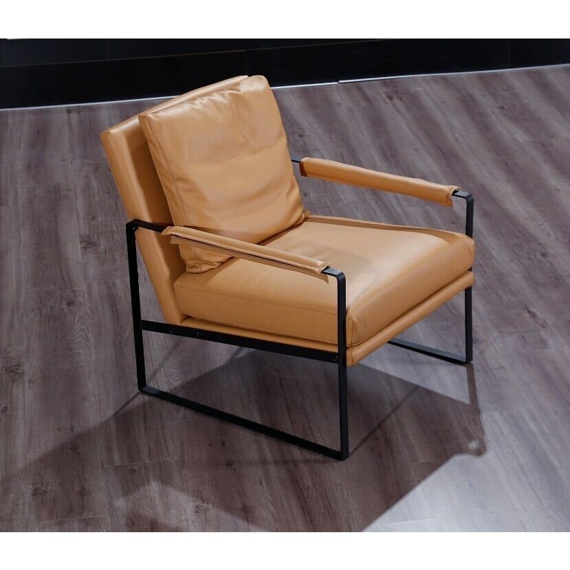 Grevin Lounge Chair - Unica Interior
