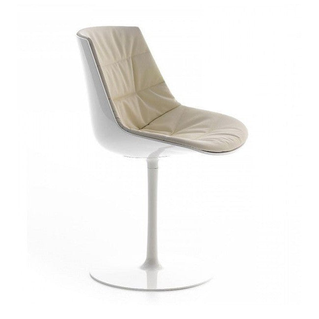 J.M.M Style Flow Chair - Unica Interior