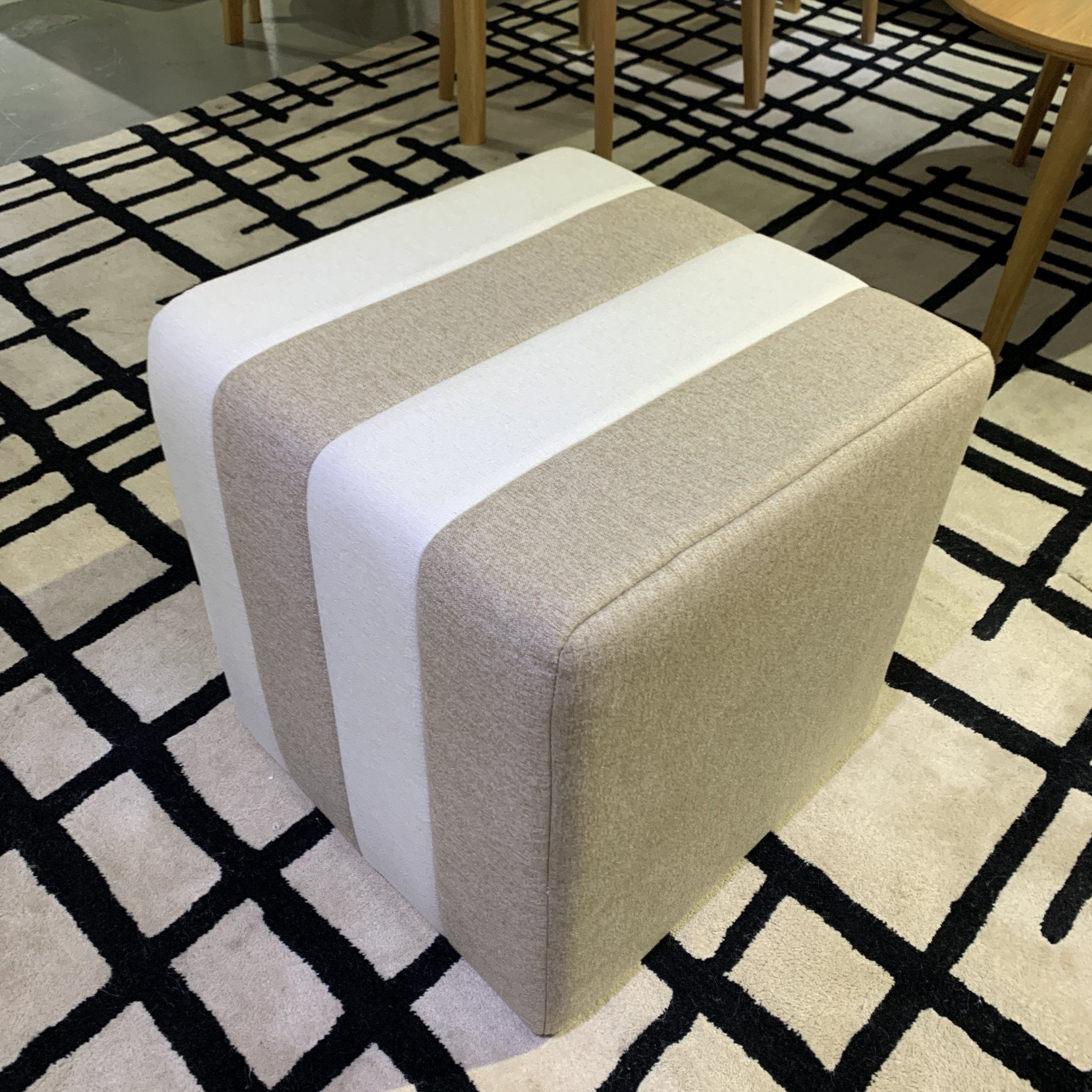 Ryde Stool - Unica Interior